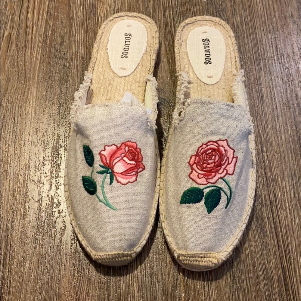 Limited edition rose mule soludos